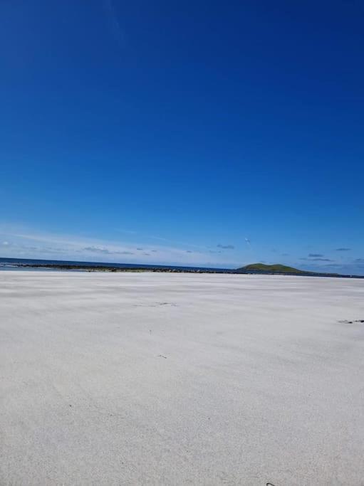 Loch An Eilean Pod Isle Of South Uist Βίλα Pollachara Εξωτερικό φωτογραφία